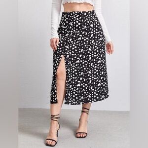 Black and White reverse Dalmatian print Patterned Women's Skirt